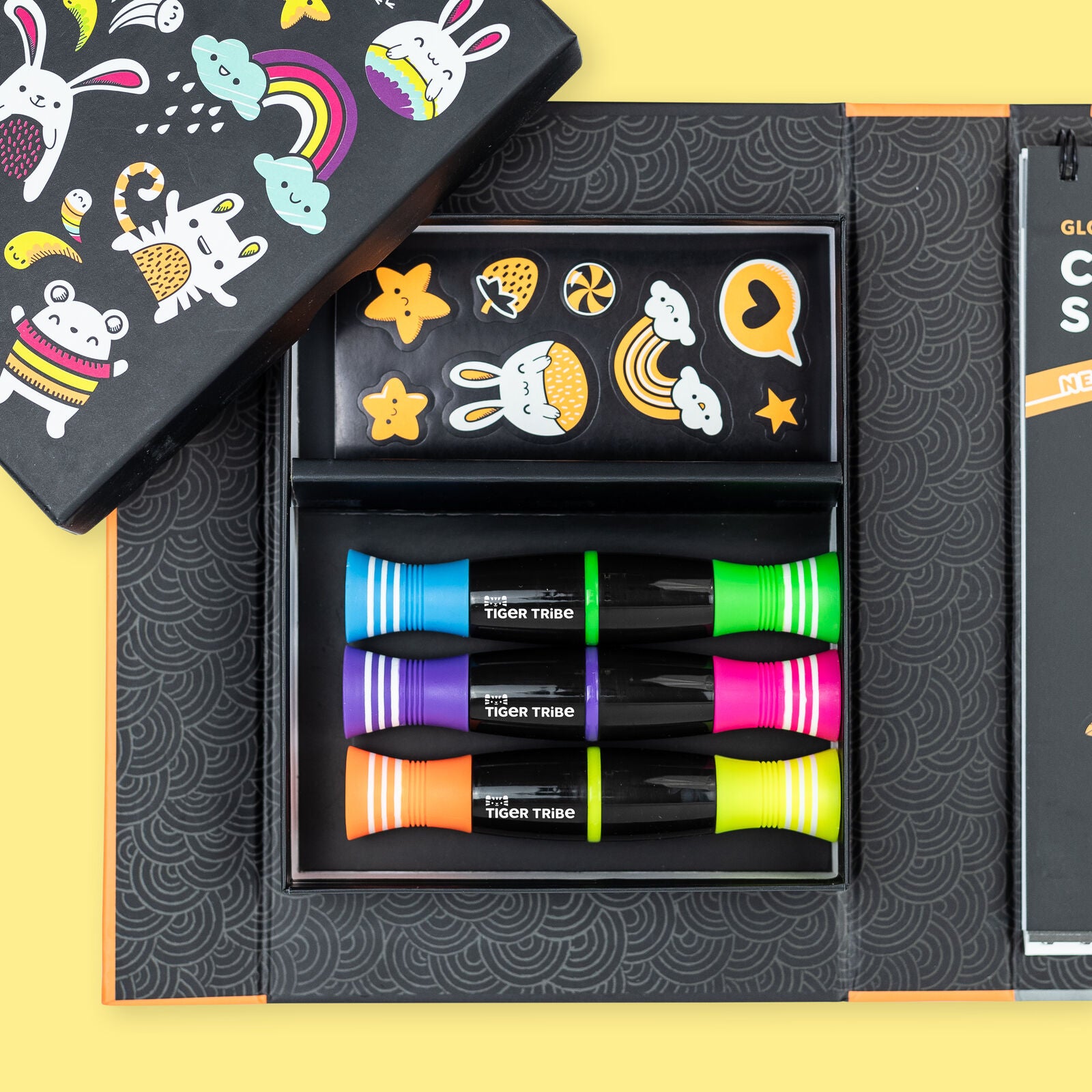 Glow Friends NEON Colouring Set