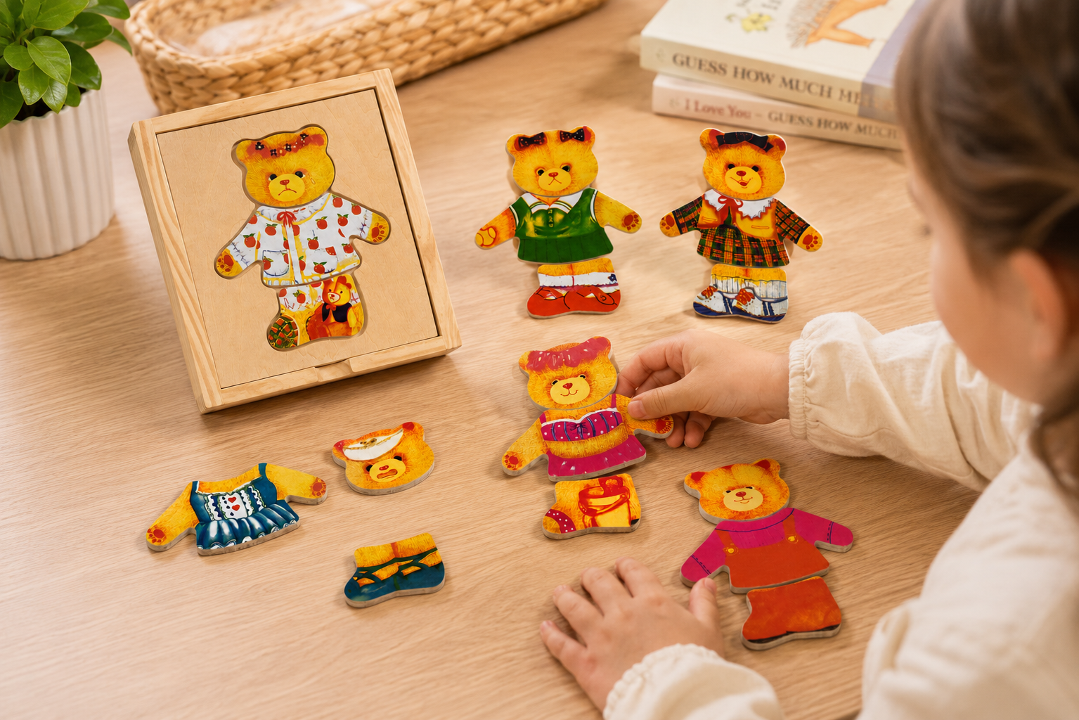 Dressing Bear Girl - Eleganter